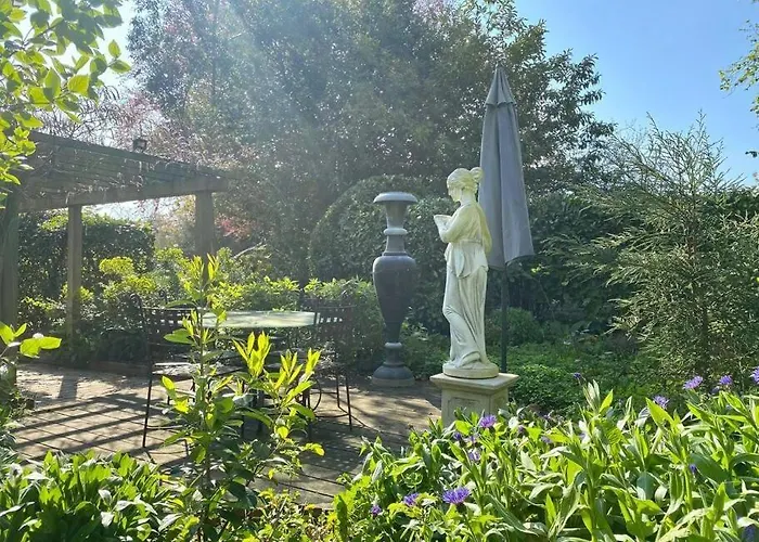 Prieure De La Chesnaie X Melrose Saint-Vigor-le-Grand